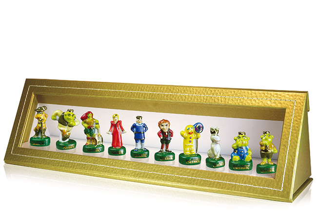 coffret triangle or collection incroyable shrek Alcara